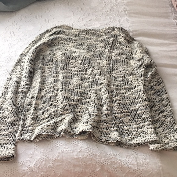 •Black & White Marled Sweater• - Picture 3 of 3